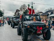 Christmas Parade - Jeeps